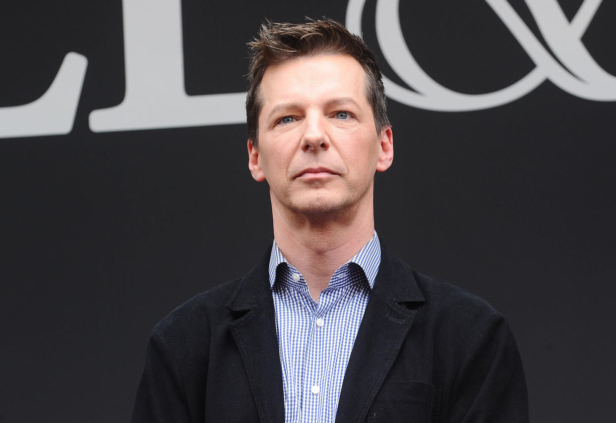 Actor Sean Hayes&nbsp;said his mom is now extremely supportive despite her initial response to hearing he is gay. (Photo: Jason LaVeris/FilmMagic via Getty Images)
