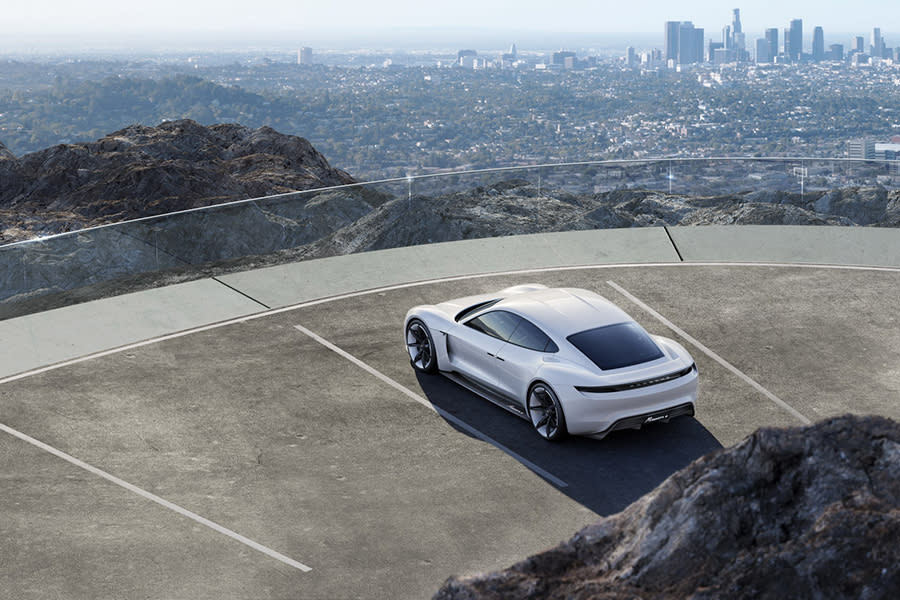 「未來」就在不遠處！257萬台幣即可坐擁Porsche Mission E量產車型！
