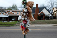 A makeshift memorial of stuffed animals honours Deandre Claxton who was killed in a shooting after an argument in May 2016 in Soulsville, Memphis, Tennessee, U.S., March 26, 2018. REUTERS/Jonathan Ernst