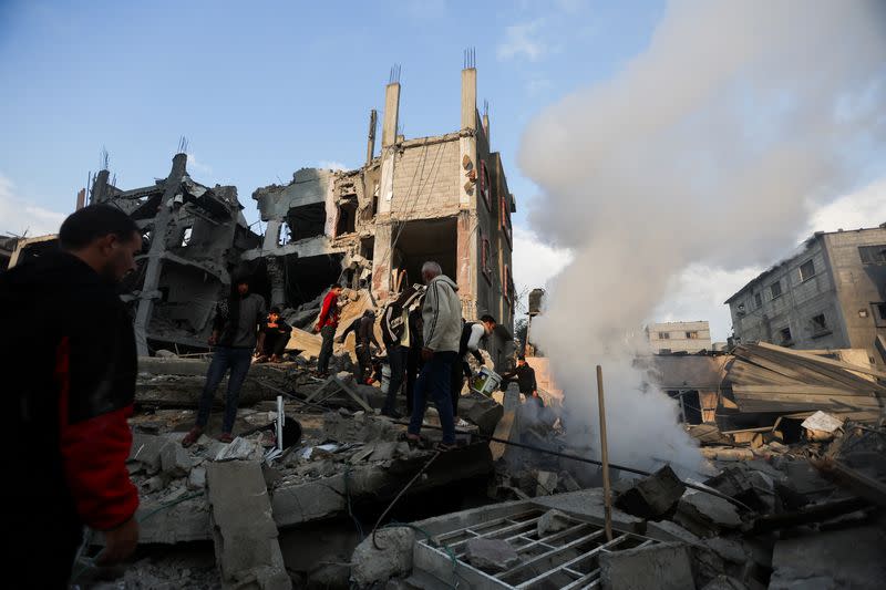 Aftermath of Israeli strikes on houses in Khan Younis