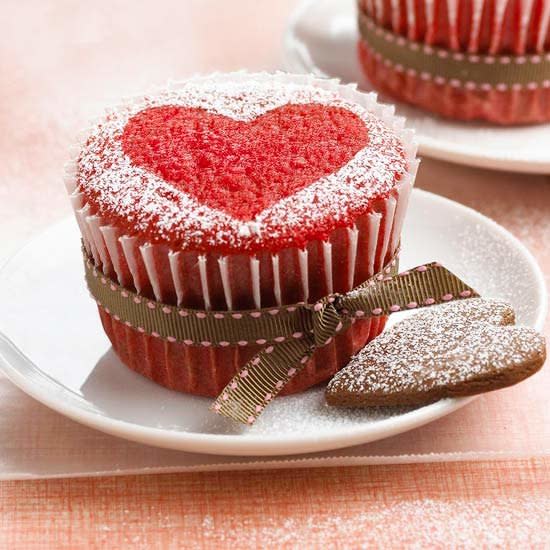 Whatever Valentine's Day ideas you're searching for this February 14 -- homemade Valentine's Day cards, cute-as-can-be cupcakes, lush rose bouquets, or a gift for your valentine -- this collection gathers the best Valentine's Day ideas in one heartfelt spot.