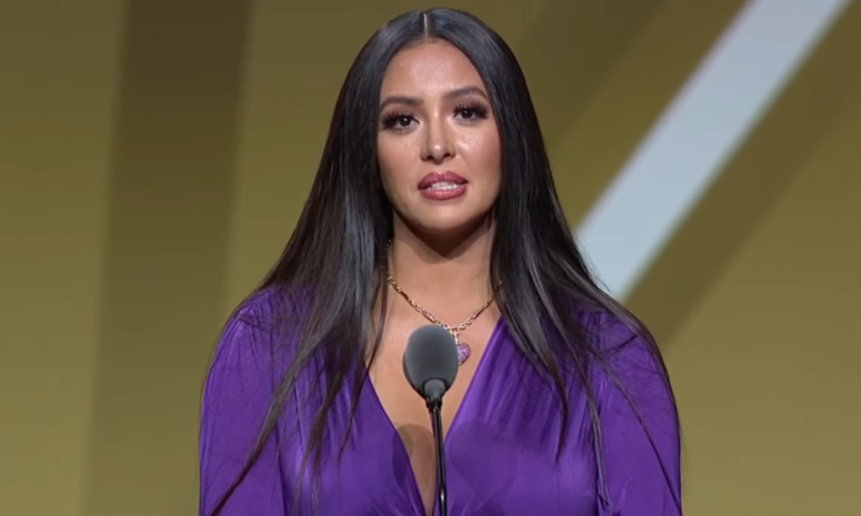 Vanessa Bryant delivers Hall Of Fame Enshrinement Speech for late husband Kobe Bryant.