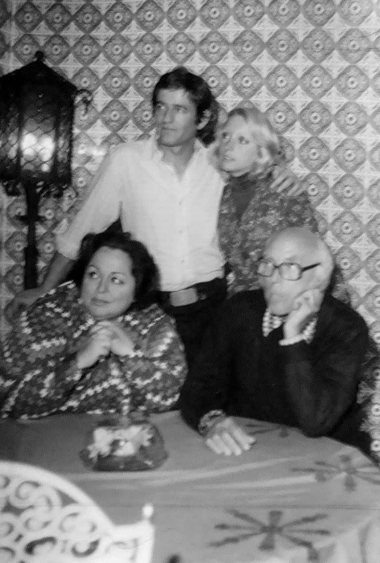 Nelly Beltrán, Pablo Alarcón, Mónica y Maurice Jouvet