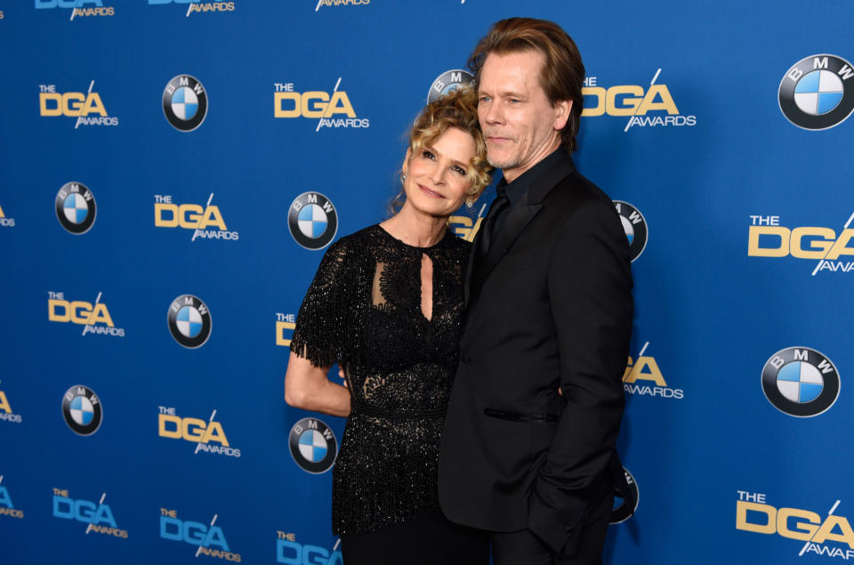 <p>Auch Kevin Bacon und seine Frau Kyra Sedgwick sind unzertrennlich: 1988 gab sich das Paar das Ja-Wort. Beide geben in Interviews ehrlich zu: Eine so lange Ehe ist das Ergebnis harter Arbeit – das Resultat lohnt sich aber allemal. (Bild: AP Photo) </p>