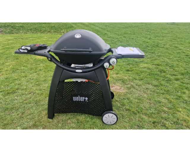 Q3200 a decent grill is easy to assemble