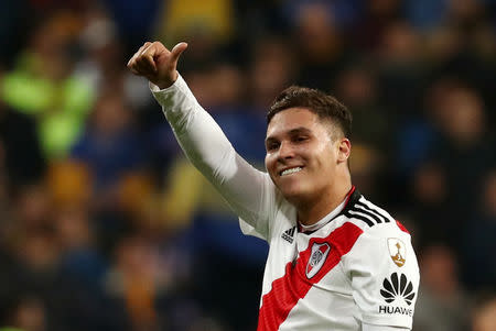 Juan Quintero del equipo argentino River Plate celebra después de ganar la final de la Copa Libertadores, Segunda etapa, frente al Boca Juniors en el estadio Santiago Bernabéu, Madrid, España, 9 de diciembre de 2018, REUTERS/Sergio Perez