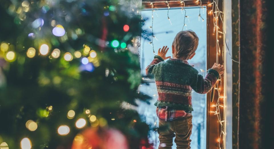 This is how children can see Santa's sleigh in the sky for three minutes this Christmas Eve [Image: Getty]