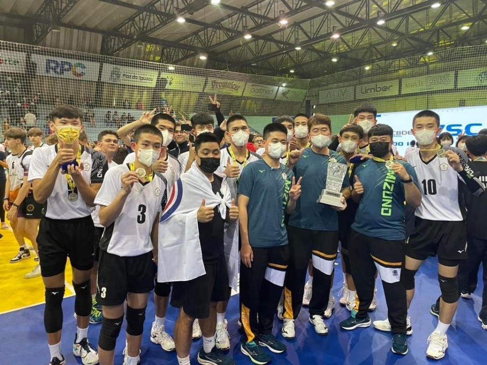 《圖說》豐原高商勇奪世界中學生排球錦標賽亞軍。