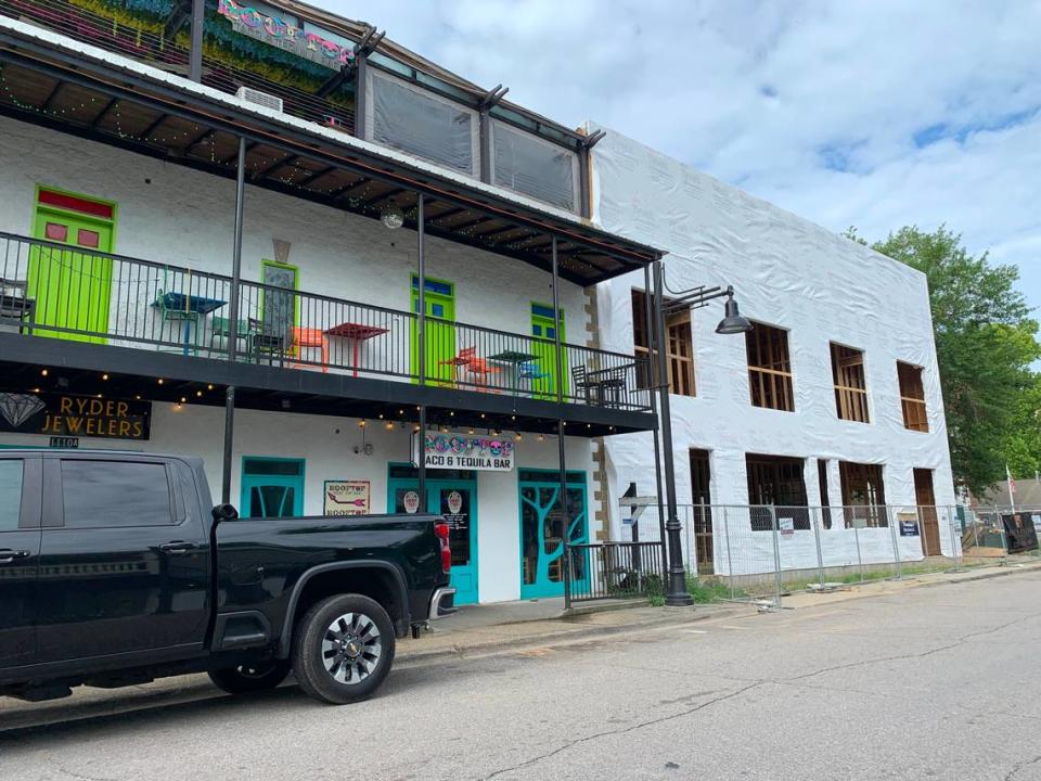 Field’s Italian Restaurant will be on the street level of The Artesian Hotel under construction on Washington Avenue in downtown Ocean Springs. A second Field’s Italian Restaurant is planned in Pass Christian.