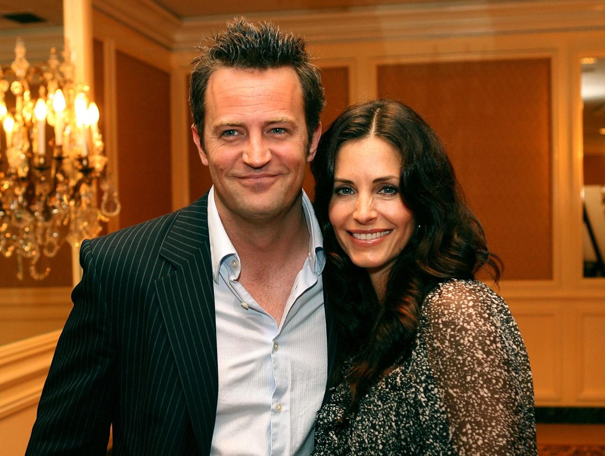 Courteney Cox Pays Tribute to Friends Costar Matthew Perry After His Death I Miss You Every Day 059