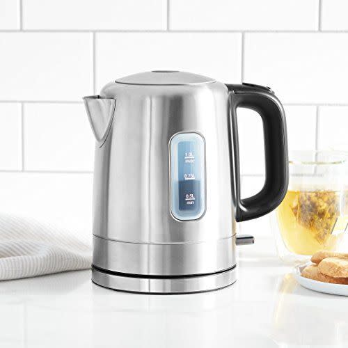 34) Portable Electric Hot Water Kettle