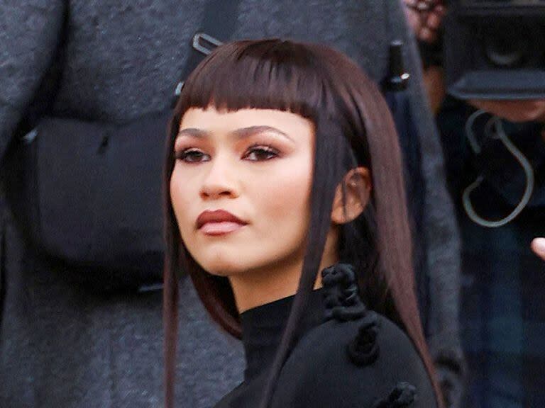 Zendaya sorprendió en París con un radical cambio de look