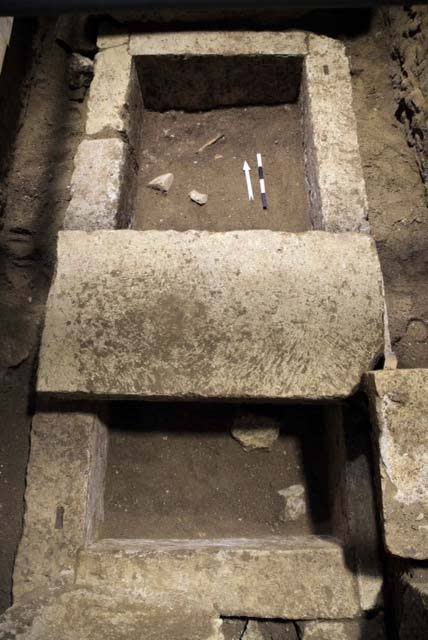 Fragments of bone and glass as well as metal nails were discovered inside this tomb at Amphipolis.
