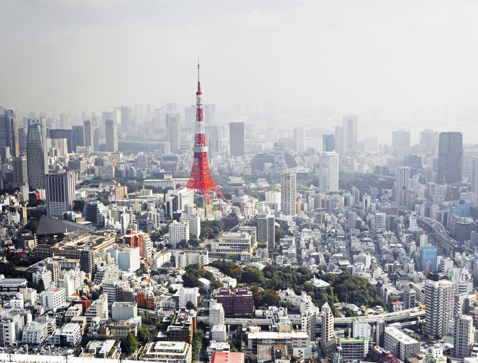 <p>A partir de Tokio, todas las ciudades del ranking se encuentran en burbuja inmobiliaria. La capital de Japón recibe una puntuación de 1,56. El precio de venta ha seguido subiendo el último año, concretamente un 2,9%, aunque el del alquiler se ha desplomado un 11,8%. (Foto: Getty Images).</p> 