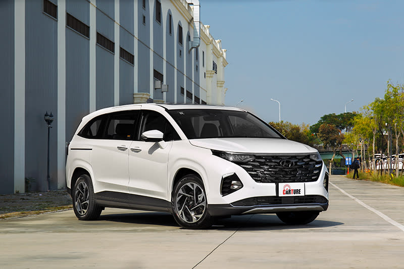 Hyundai Custin是目前市場不到150萬元中大型MPV唯一選擇。