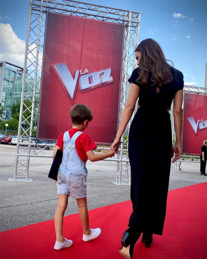 Eva González con su hijo