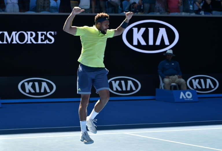 France's Jo-Wilfried Tsonga ended his three-match losing run in five-setters storming into the third round after a 3-6, 6-3, 1-6, 7-6 (7/4), 7-5 win over Canada's Denis Shapovalov