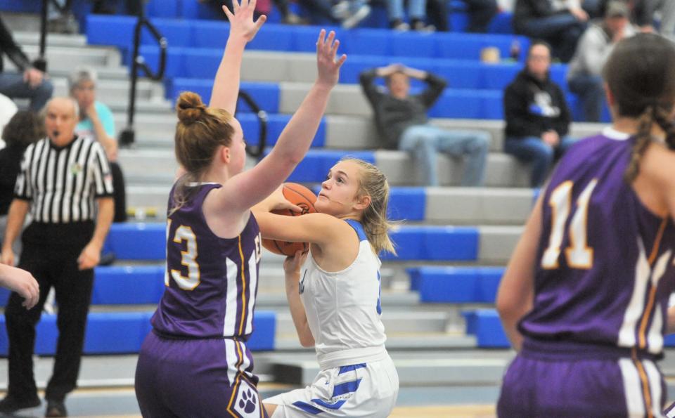 Wynford's Briana Westrick makes a move to the basket.