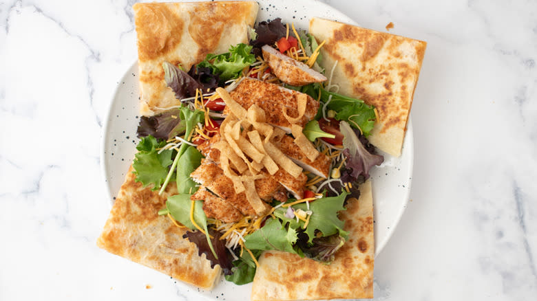 quesadilla chicken salad bowl