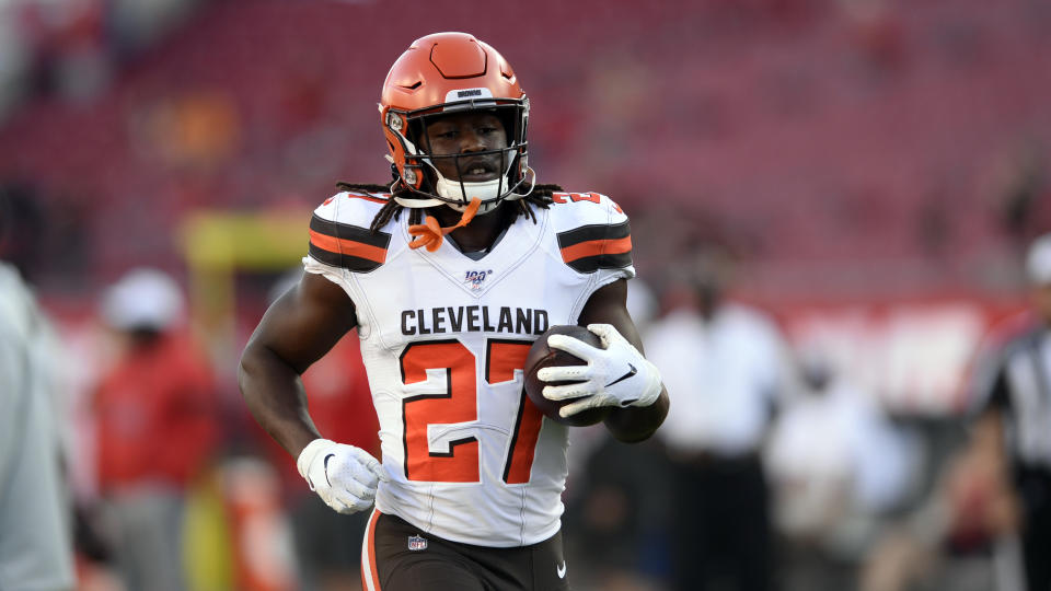 Running back Kareem Hunt (27) got a second-round tender from the Browns. (AP Photo/Jason Behnken)