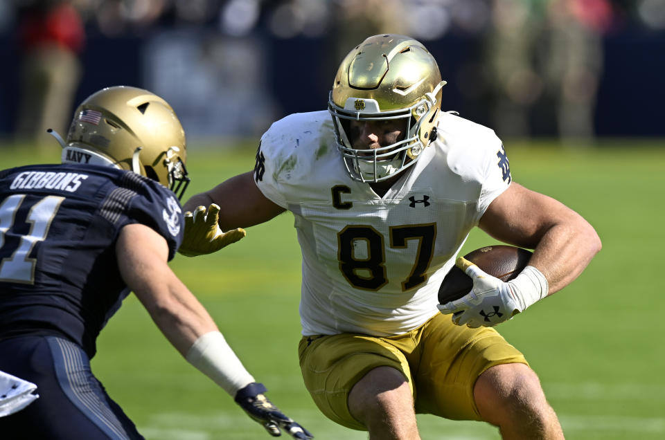 The Raiders snagged perhaps the best tight end in the NFL Draft in Notre Dame's Michael Mayer. (Photo by G Fiume/Getty Images)