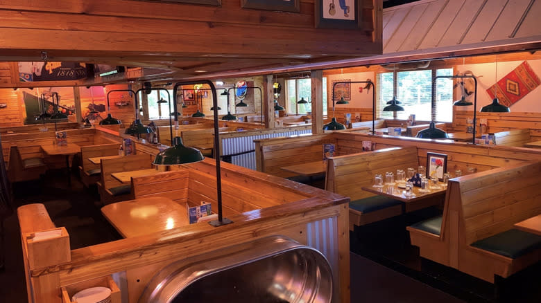 interior of Texas Roadhouse restaurant 