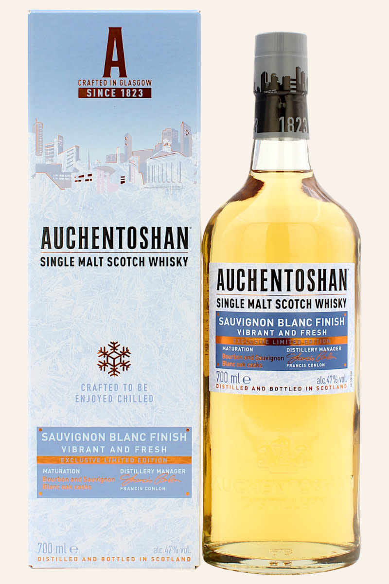 歐肯Auchentoshan的白蘇維濃桶單一麥芽威士忌在市場上非常搶手。