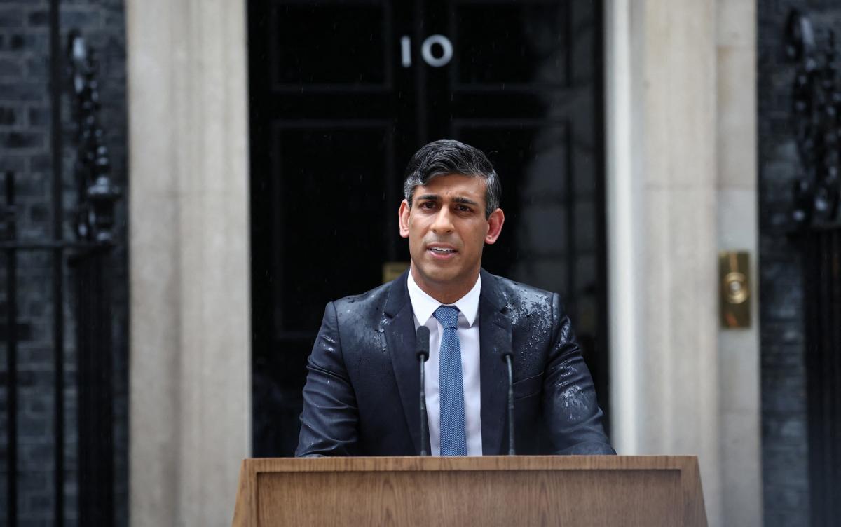 ‘Stalinist’ Sunak threatened with legal action for blocking pro-Boris candidates