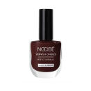 4,95€ les 10 ml<br><p>300 Perfect Overalls</p><br><a href="https://www.nocibe.fr/nocibe-intemporel-vernis-a-ongles-300-perfect-overalls-s279205?gclid=Cj0KCQjw4s-kBhDqARIsAN-ipH3HjfYZusCiU9S--aVZFPZsGy4P7Zt_7BPYY2G13azcsdqKIjOLfdUaAqEnEALw_wcB" rel="nofollow noopener" target="_blank" data-ylk="slk:Acheter;elm:context_link;itc:0;sec:content-canvas" class="link ">Acheter</a>