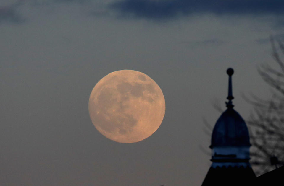 Super Blood Wolf Moon