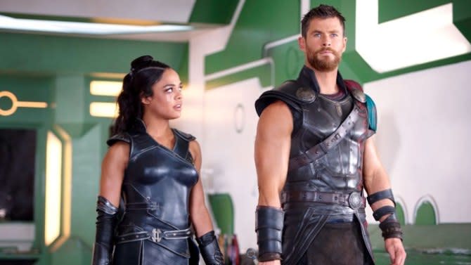 Valkyrie (Tessa Thompson) and Thor (Chris Hemsworth) in ‘Thor: Ragnarok’ (Marvel)