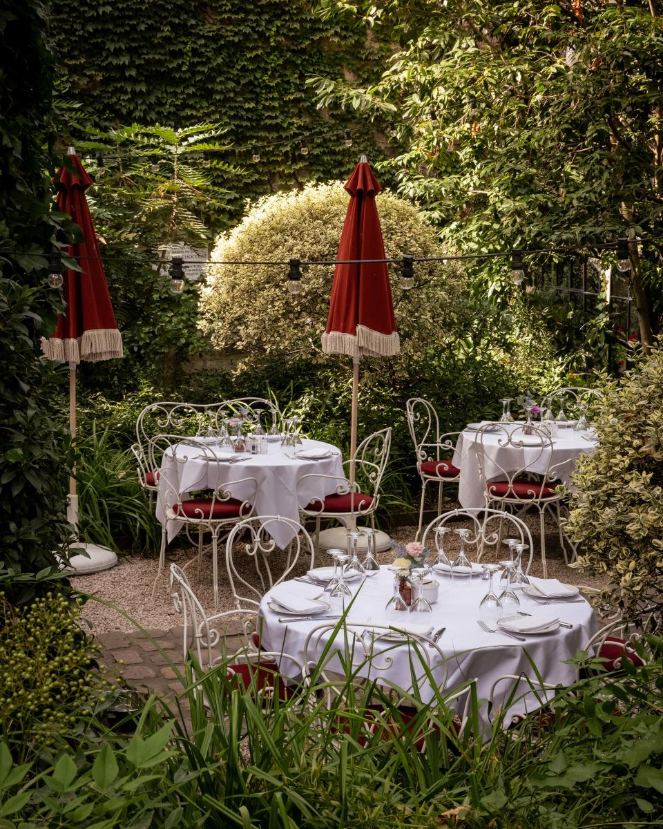 The Grand Salon restaurant at Hôtel Particulier