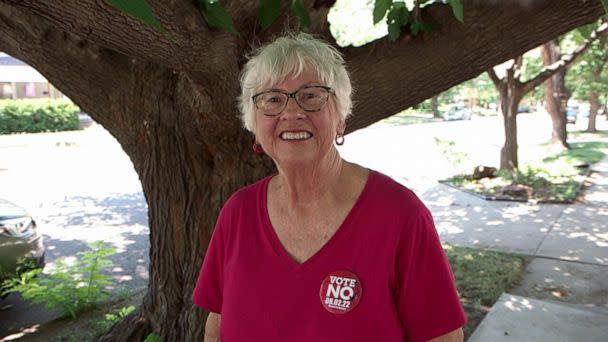 PHOTO: Susan Osborne, a Catholic grandmother in Wichita, Kan., has been urging neighbors to vote against an amendment to the state constitution disavowing protection for abortion rights. (ABC News)