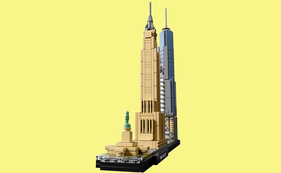 LEGO Architecture New York City 21028, Build It Yourself New York Skyline Model Kit for Adults and Kids (598 Pieces)