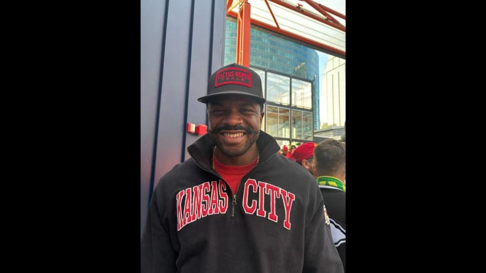 St. Louis native Julius Acoff, 37, moved to Kansas City a month ago. Sunday’s watch party in the Power & Light District was his first time watching a Chiefs game with such a large group.