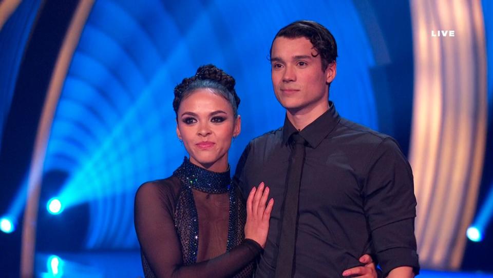 vanessa bauer, miles nazaire, dancing on ice