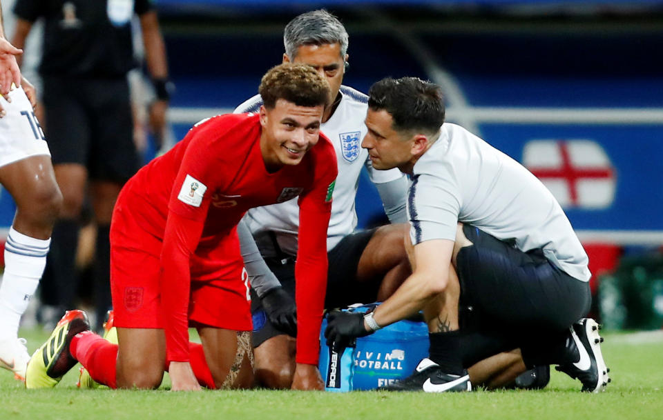 <p>Dele Alli receives attention to his troublesome thigh </p>