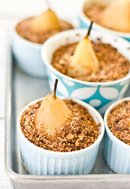 <strong>Get the <a href="http://sipsandspoonfuls.com/2011/05/poached-pear-crumble-with-chocolate.html" target="_hplink">Poached Pear Crumble with Chocolate, Coffee and Nuts recipe</a> from Sips and Spoonfuls</strong>