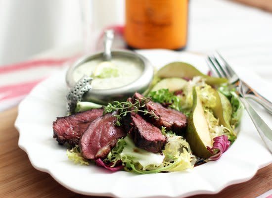 <strong>Get the <a href="http://cookinginsens.wordpress.com/2012/05/05/herbed-magret-de-canard-salad-with-pears-and-roquefort-dressing/" target="_hplink">Herbed Magret de Canard Salad with Pears and Roquefort Dressing recipe</a> from Cooking in Sens</strong>