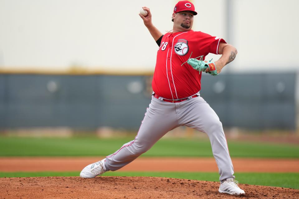 Cincinnati Reds non-roster invitee pitcher Zach Maxwell throws live batting practice during spring training workouts, Friday, Feb. 23, 2024, at the team’s spring training facility in Goodyear, Ariz.