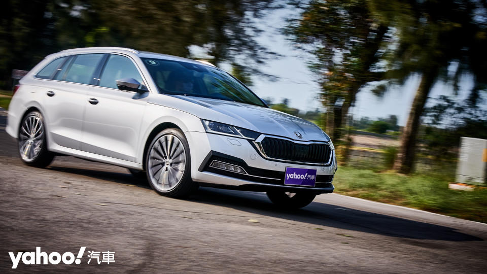 2021 Skoda Octavia 2.0TSI 4x4 Combi金門試駕！突如其來的級距破壞者！