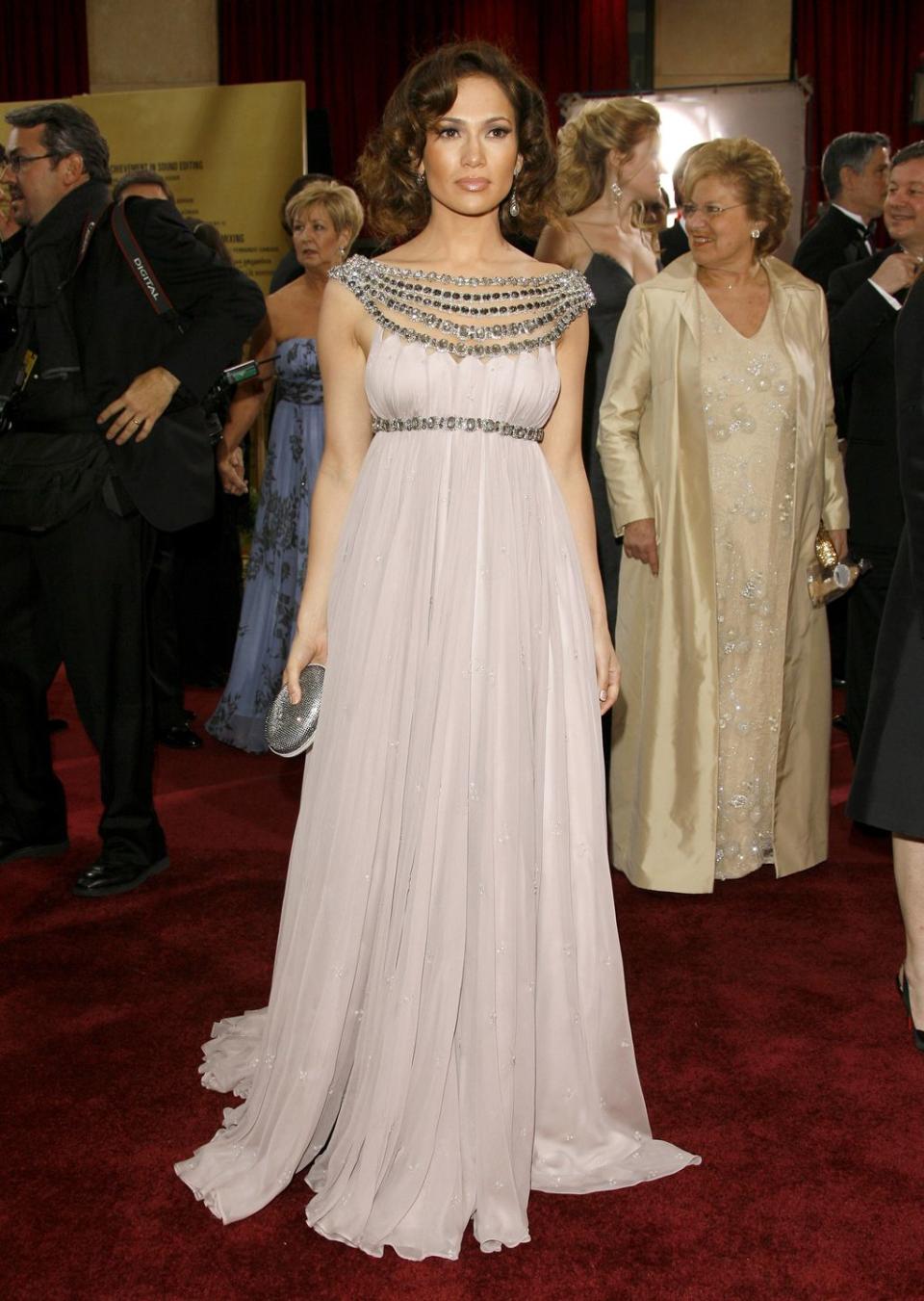 <p><strong>When: </strong>February 2007</p><p><strong>Where: </strong>The Academy Awards</p><p><strong>Wearing: </strong>Marchesa</p>