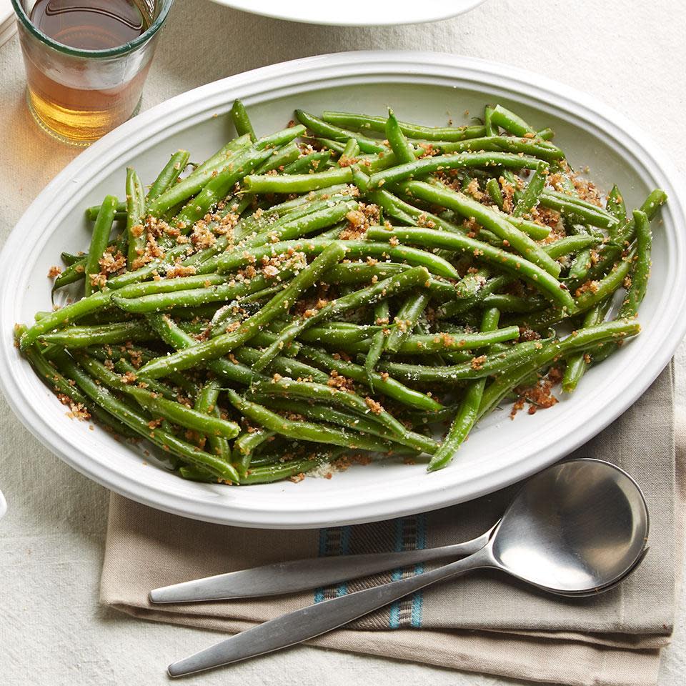 Green Beans with Parmesan-Garlic Breadcrumbs