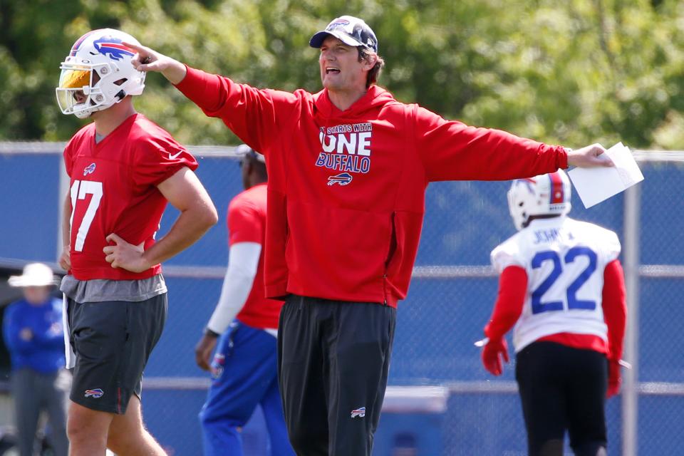 Buffalo Bills offensive coordinator Ken Dorsey directs players during practice May 24, 2022, in Orchard Park, N.Y.