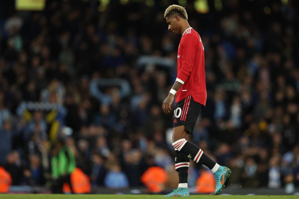 A dejected Marcus Rashford of Manchester United at full time during the Premier League match between Manchester City and Manchester United - Matthew Ashton - AMA/Getty Images