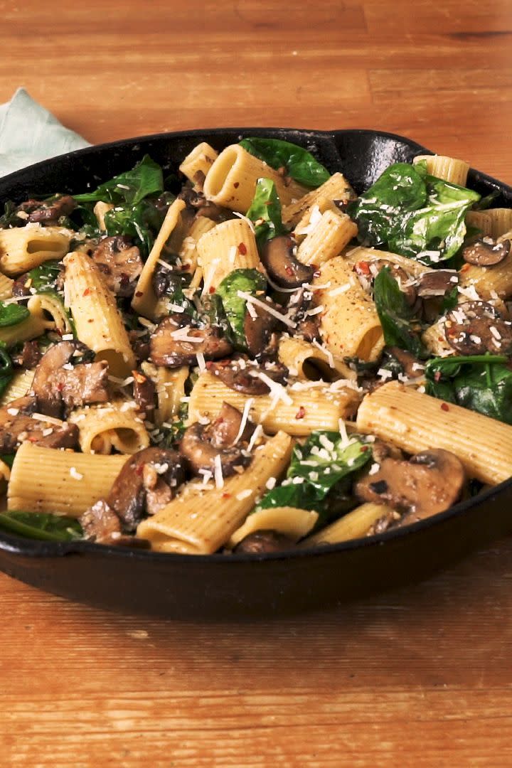 <p>If, like us, you're ideal weekday night is a gigantic bowl of pasta in front of the TV, then you're onto a winner, my friend. Meet: our creamiest, most garlicky, luxurious vegetarian <a href="https://www.delish.com/uk/pasta-recipes/" rel="nofollow noopener" target="_blank" data-ylk="slk:pasta recipe;elm:context_link;itc:0;sec:content-canvas" class="link ">pasta recipe</a>.</p><p>Get the <a href="https://www.delish.com/uk/cooking/recipes/a32182008/garlic-butter-mushroom-pasta-recipe/" rel="nofollow noopener" target="_blank" data-ylk="slk:Garlic Butter Mushroom Pasta;elm:context_link;itc:0;sec:content-canvas" class="link ">Garlic Butter Mushroom Pasta</a> recipe.</p>