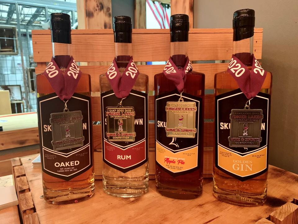 The distillery’s products include a golden gin, an oaked rum, a spicy vodka infused with Carolina Reapers, a gin infused with South African red bush (rooibos) tea, and an apple pie moonshine.