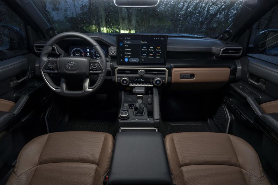 2025_Toyota_4Runner_Limited_BrownLeather_01-1500x1000.jpg