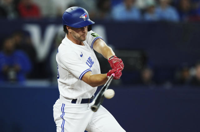 Guerrero drives in 2, Bichette has 2 hits in return from injury, Blue Jays  beat Royals 5-4