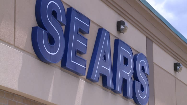 Sears managers to earn thousands in bonuses while laid-off workers get no severance